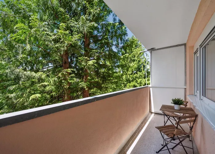 Apartment Monteur - Fuer Bis Zu 6 Personen In 63538 - Hu10 Grosskrotzenburg